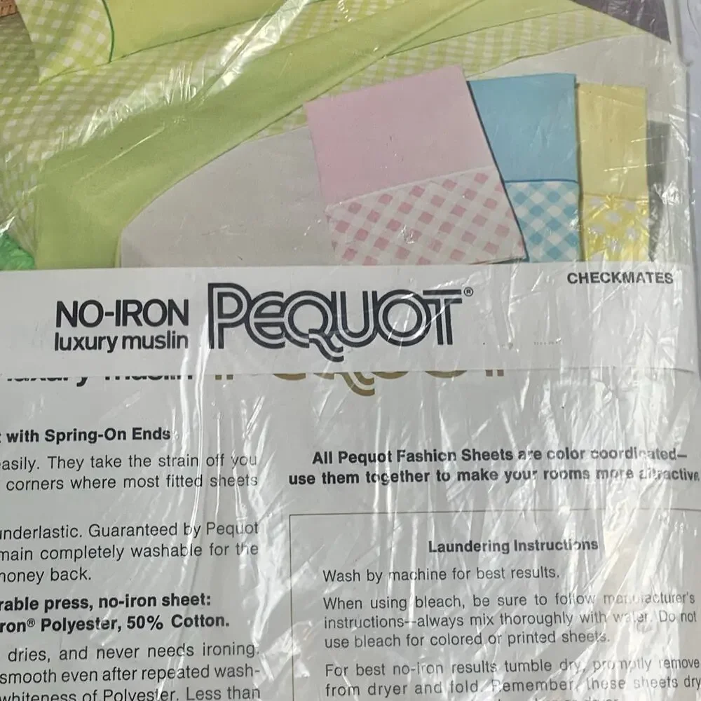 Vtg PEQUOT Luxury No-Iron Muslin Blue White Checkmates TWIN Flat Sheet NOS